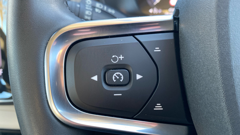 Volvo Xc40 1.5 T3 [163] Inscription 5dr Petrol Estate